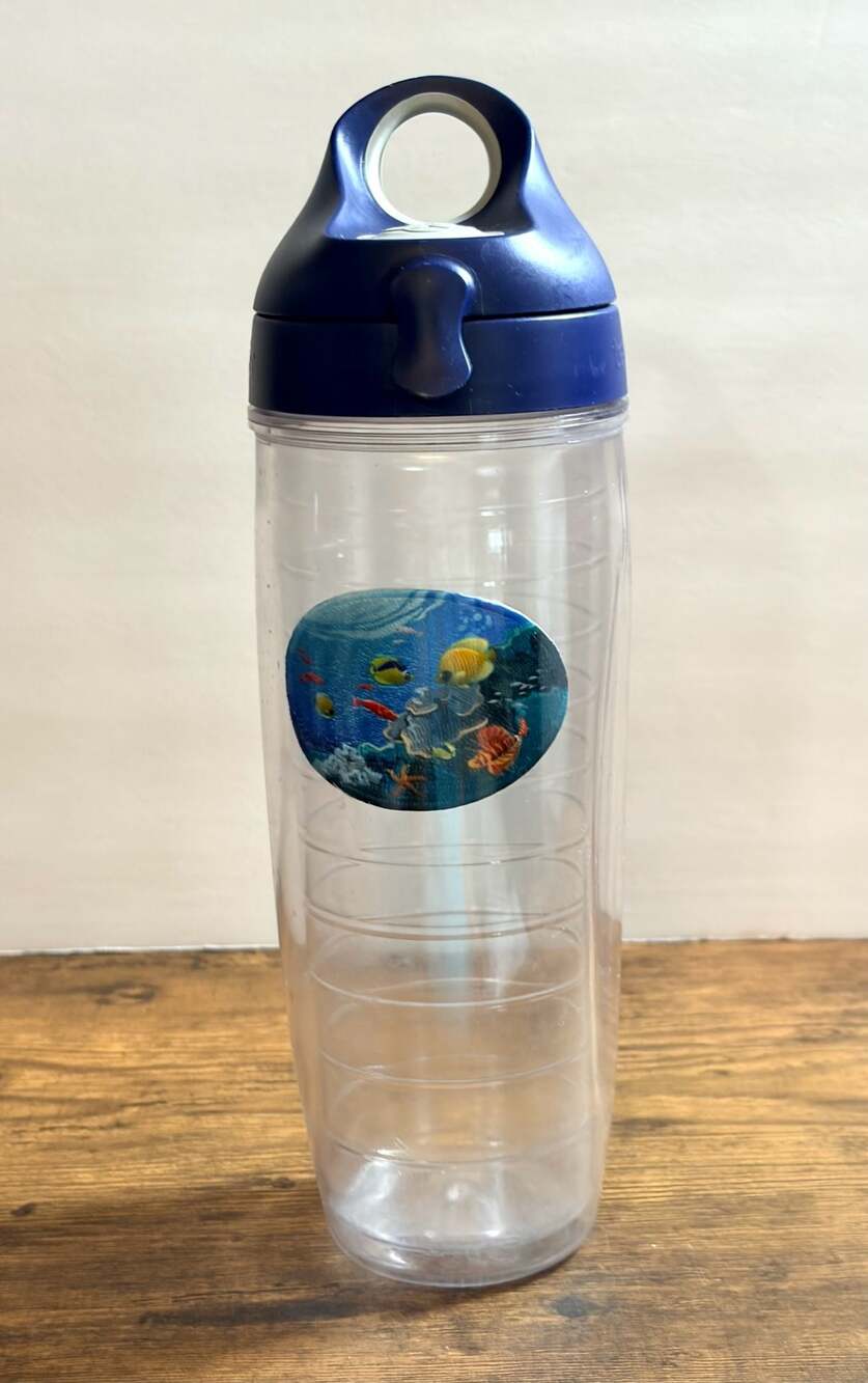 Tervis 24 oz. Insulated Water Bottle with Tropical Fish Scene and Flip-Top Lid